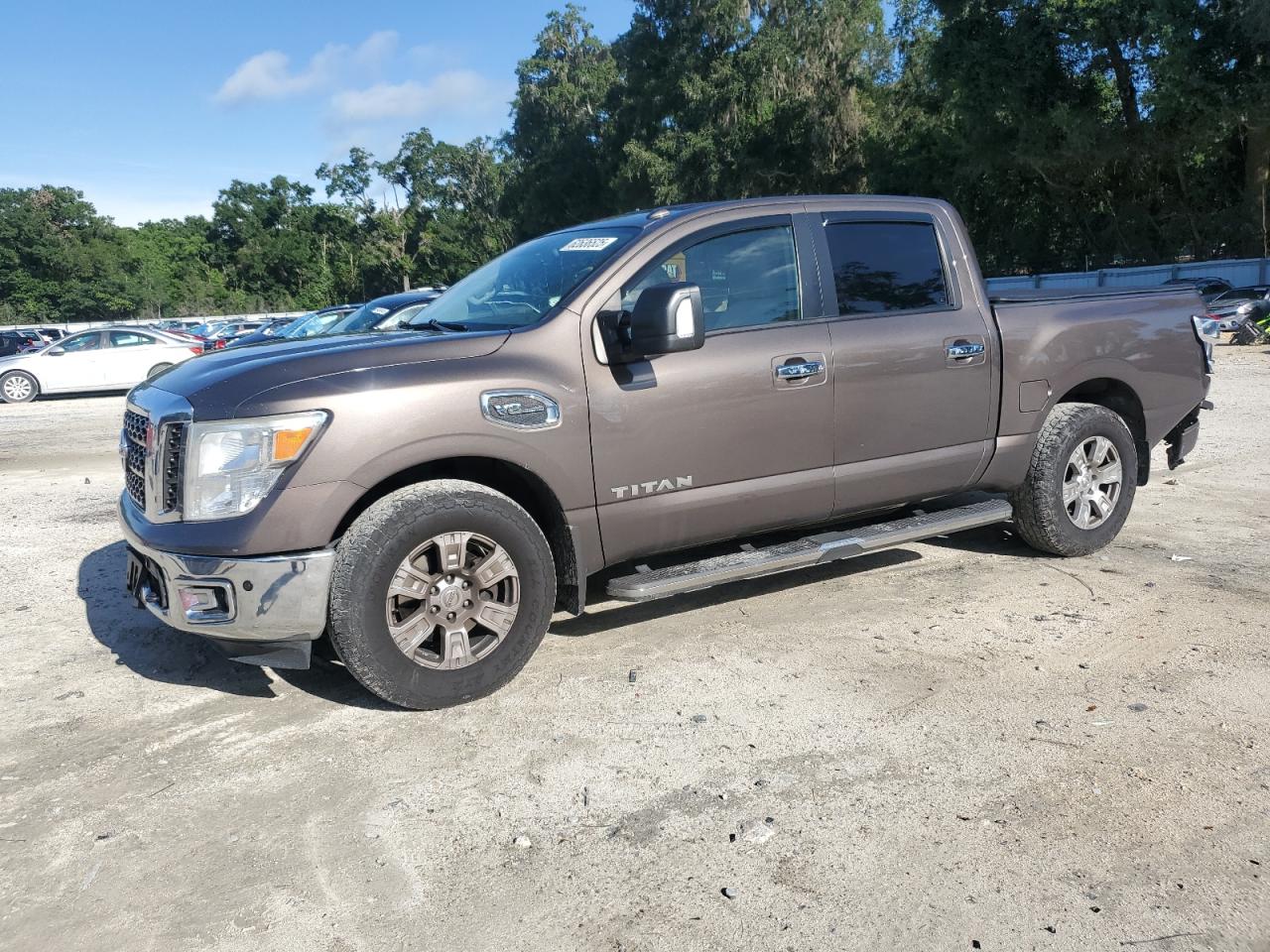 NISSAN TITAN SV 2017