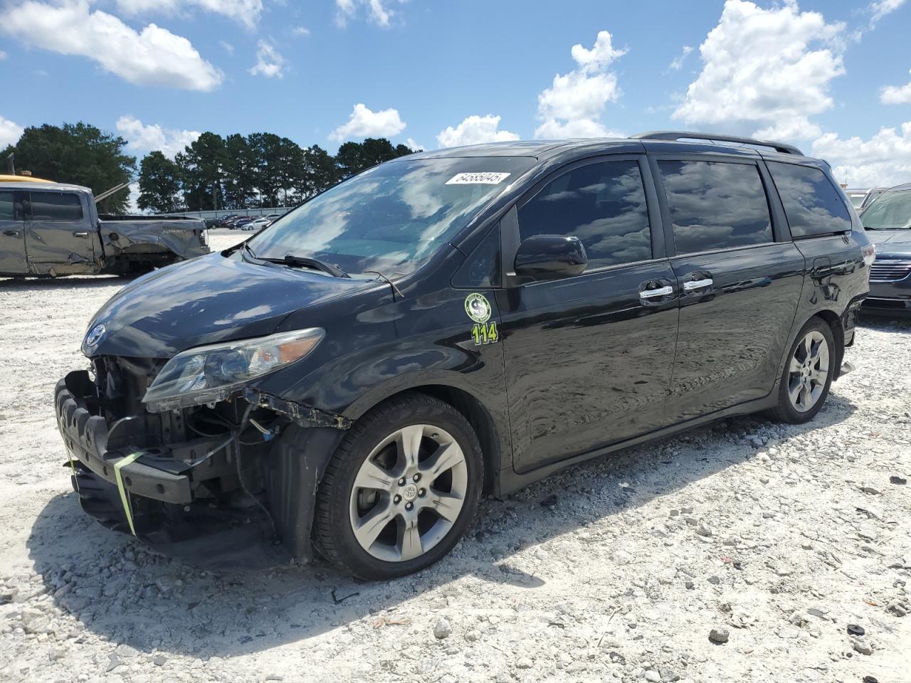 TOYOTA SIENNA L 2013