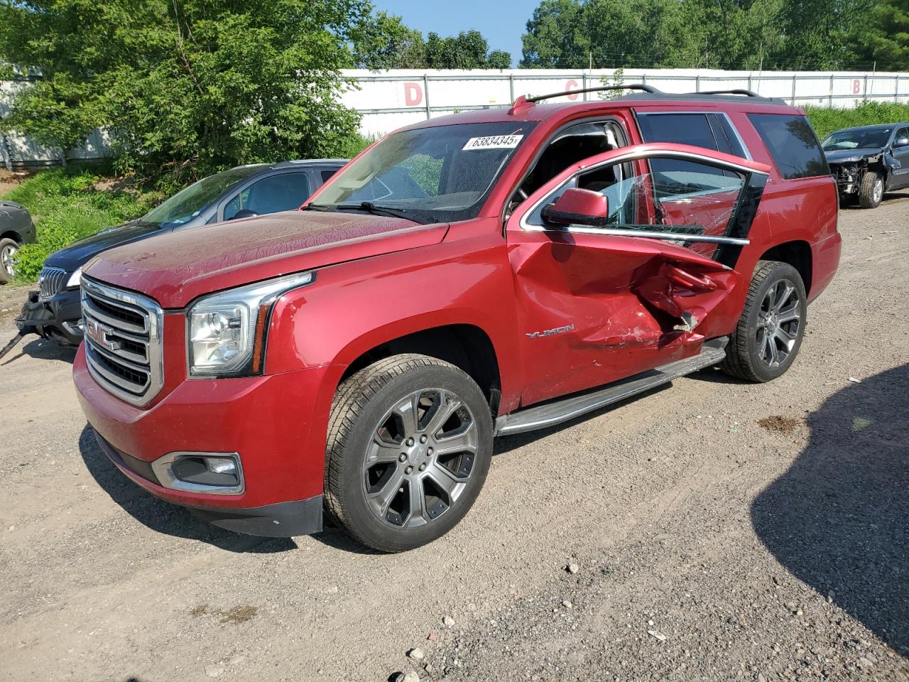 GMC YUKON SLT 2015