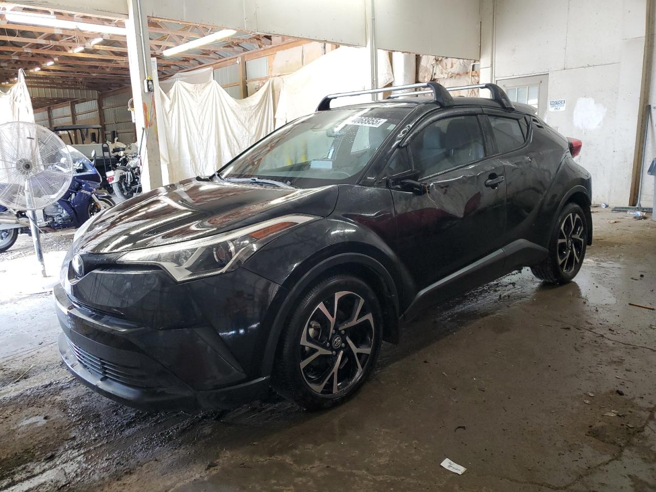 TOYOTA C-HR XLE 2019