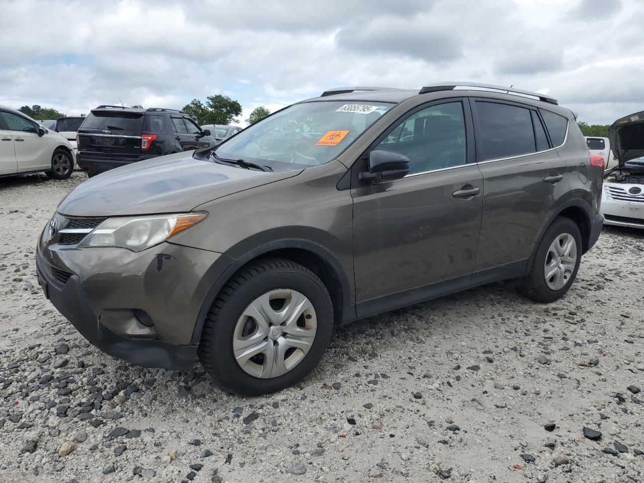 TOYOTA RAV4 LE 2014
