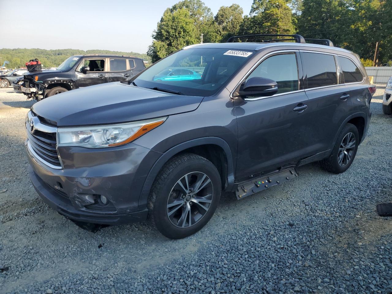 TOYOTA HIGHLANDER 2016