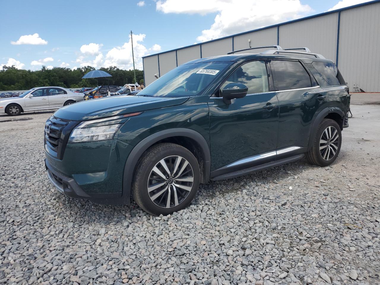 NISSAN PATHFINDER 2024