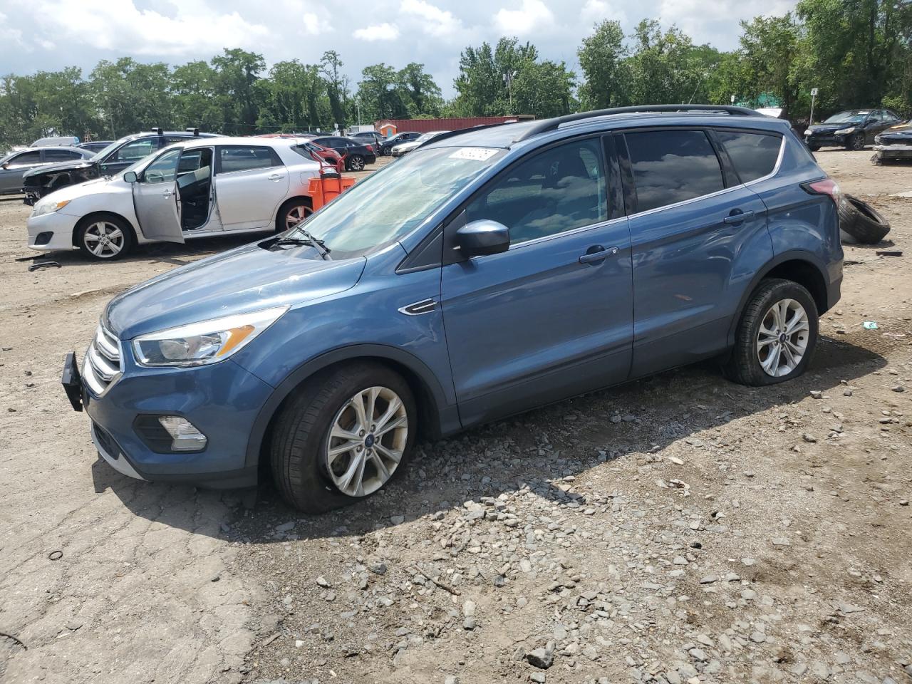FORD ESCAPE SE 2018