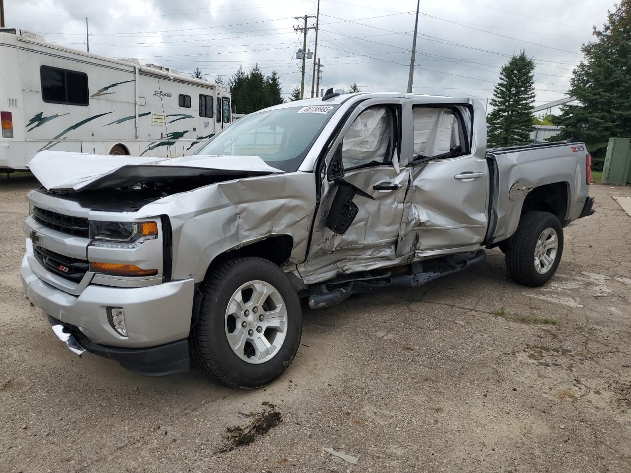 CHEVROLET SILVERADO 2018