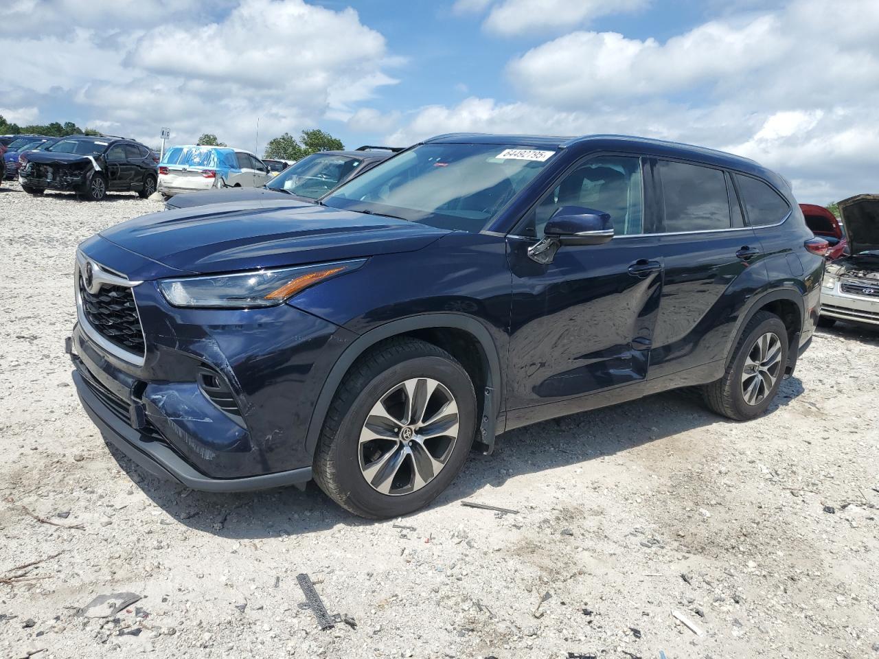 TOYOTA HIGHLANDER 2021