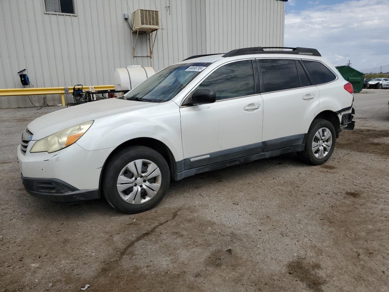 SUBARU OUTBACK 2. 2010