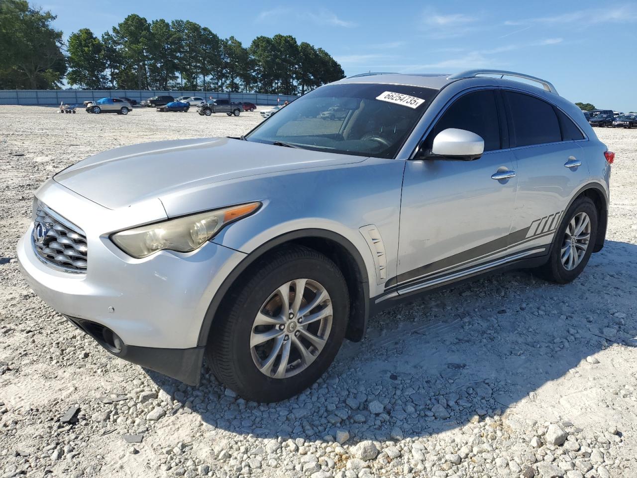 INFINITI FX35 2011