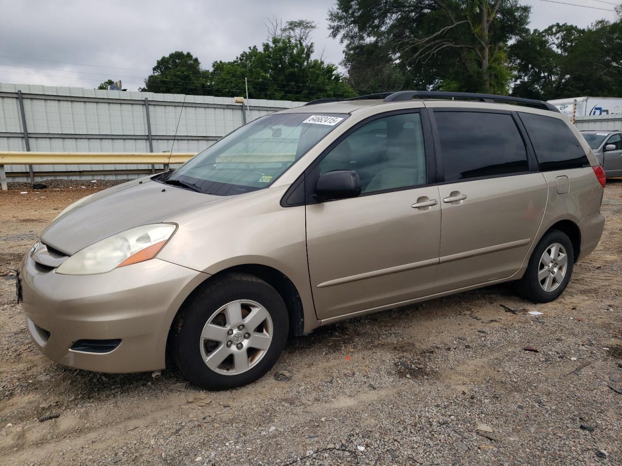 TOYOTA SIENNA 2010