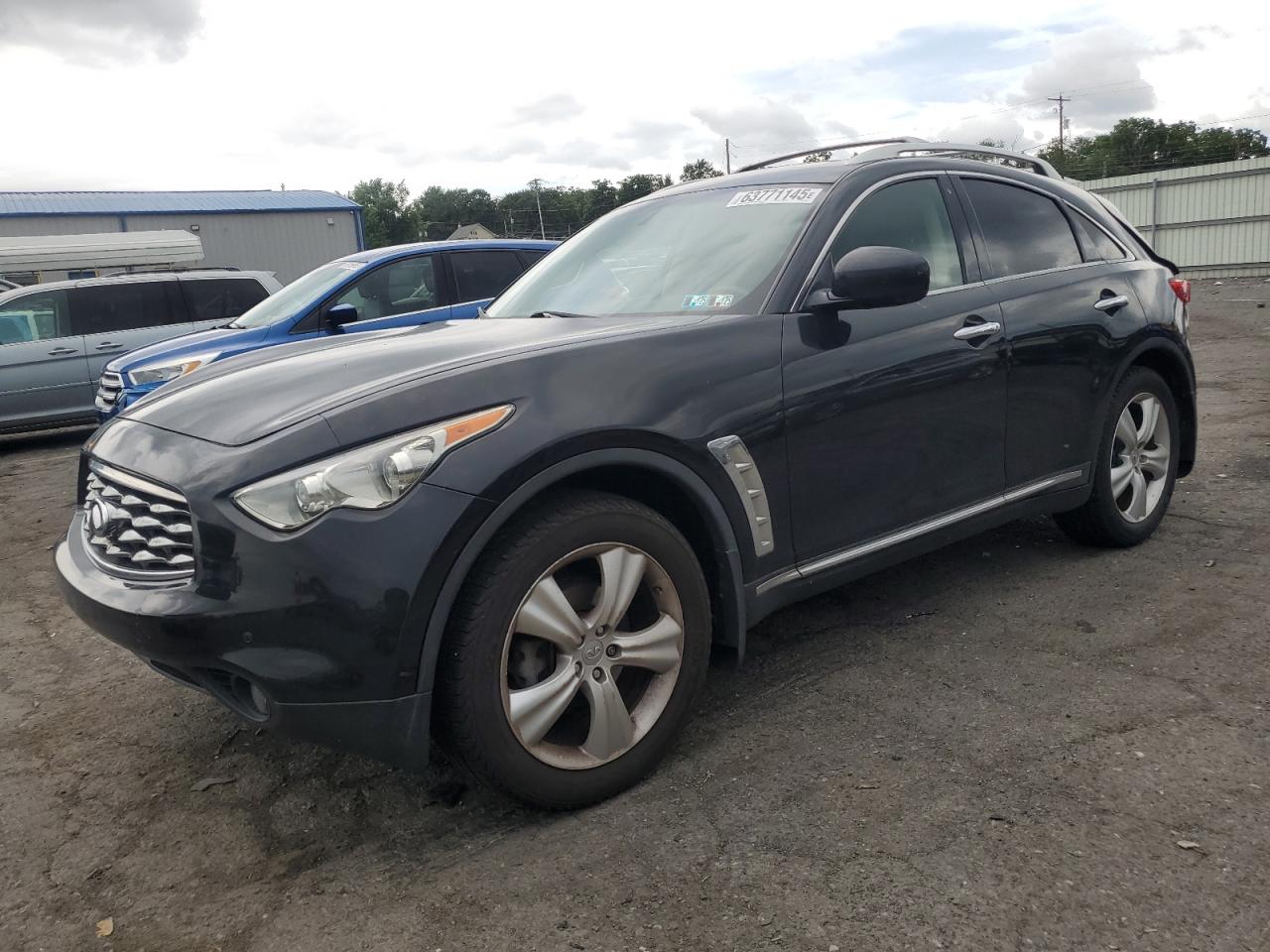INFINITI FX35 2011