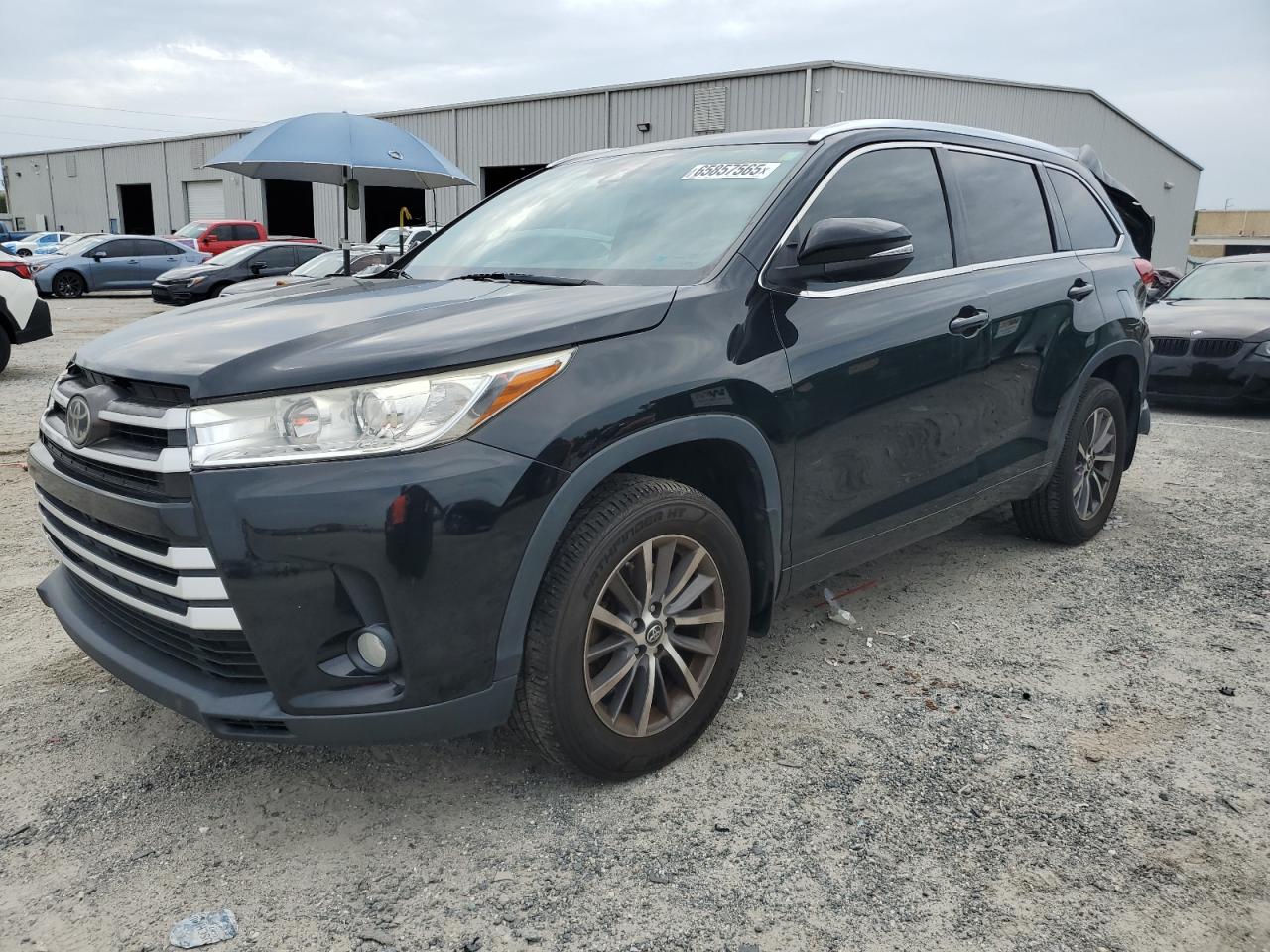 TOYOTA HIGHLANDER 2017