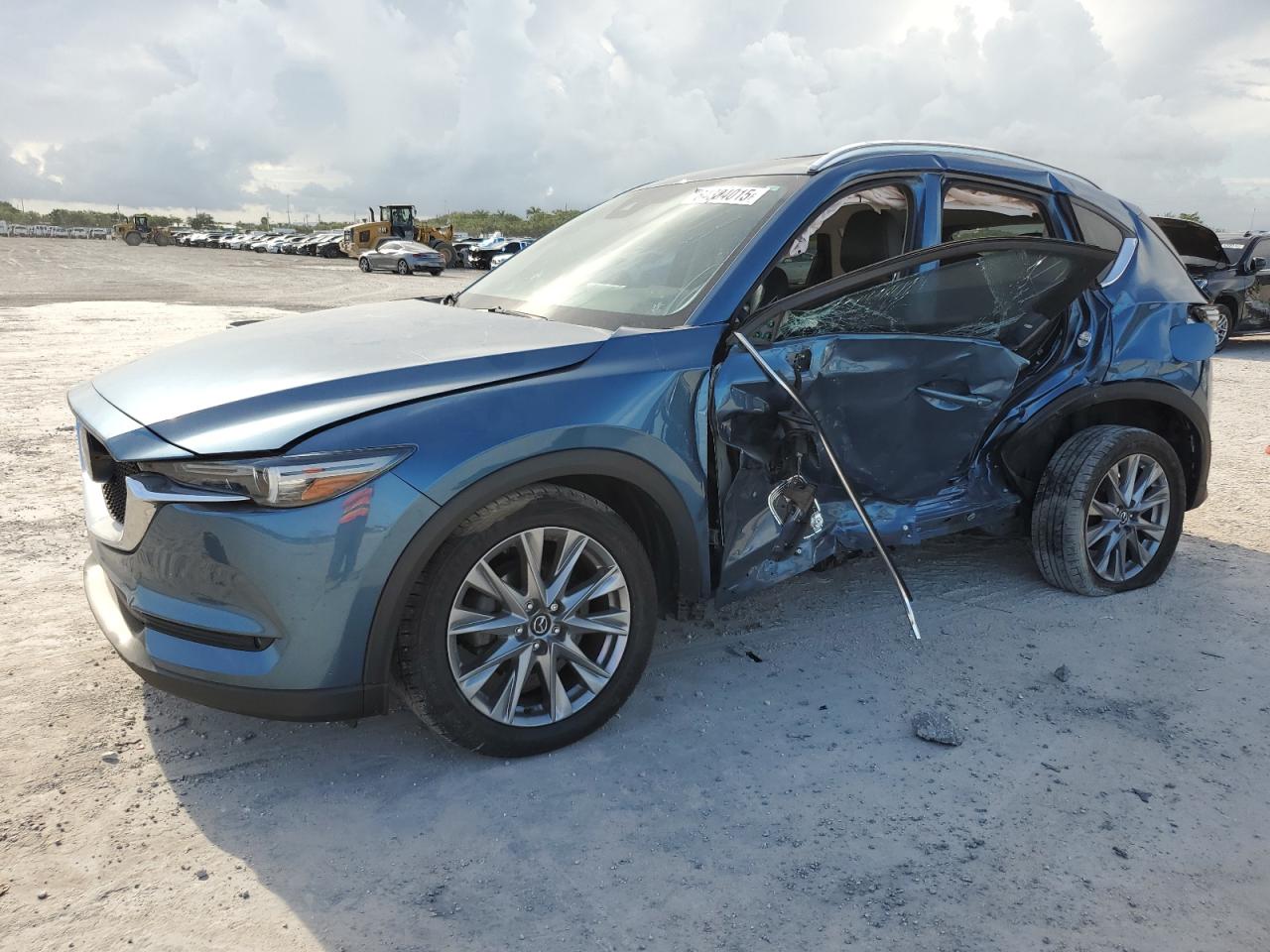 MAZDA CX-5 GRAND 2021