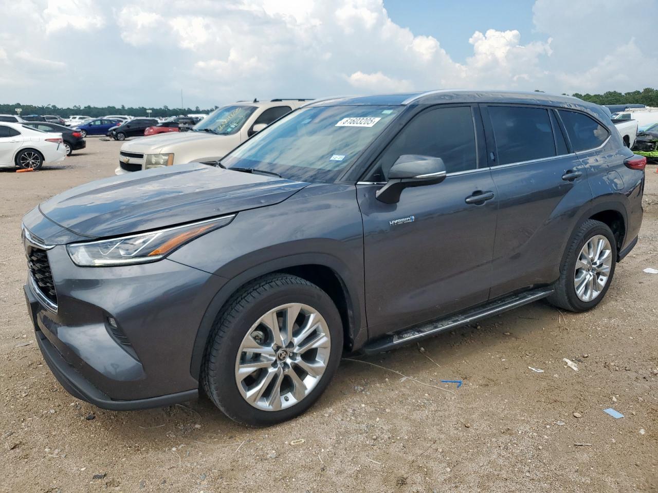 TOYOTA HIGHLANDER 2020