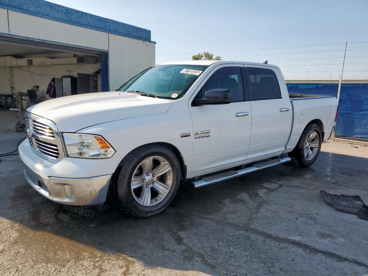 RAM 1500 SLT 2014