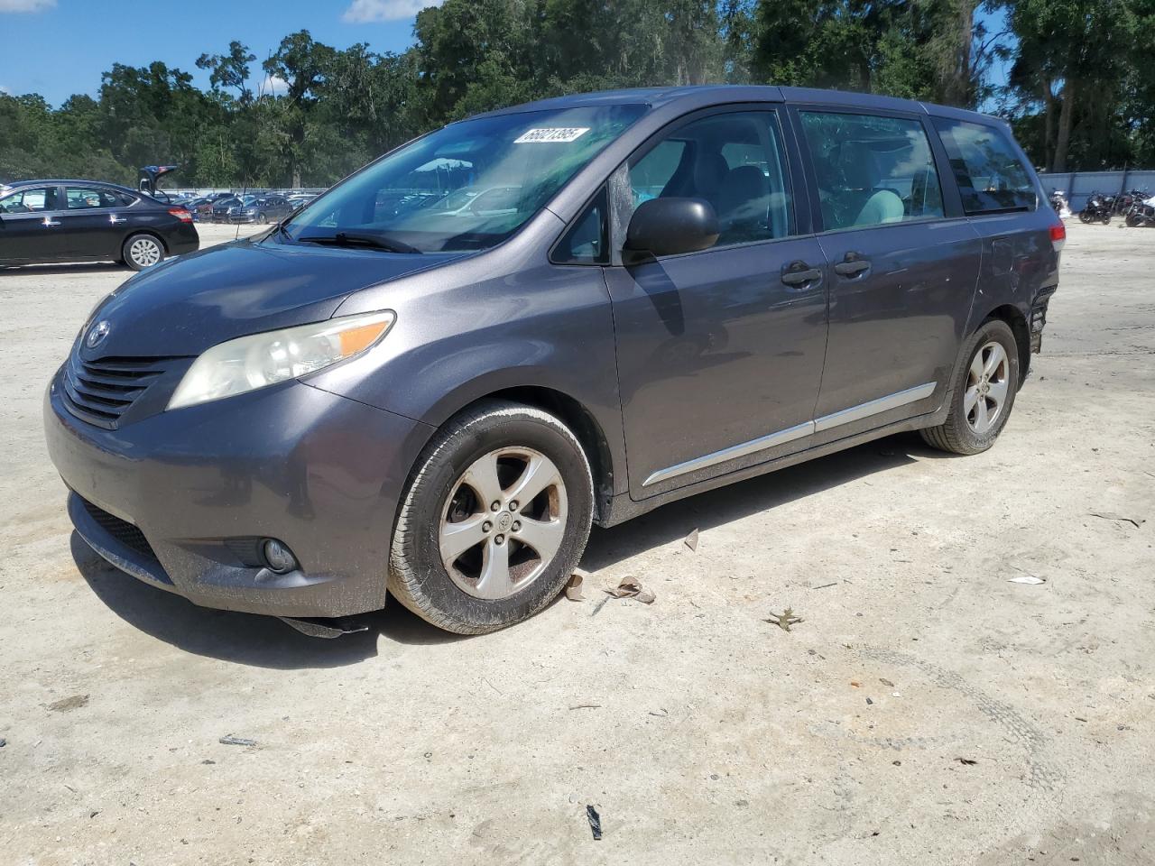 TOYOTA SIENNA 2014