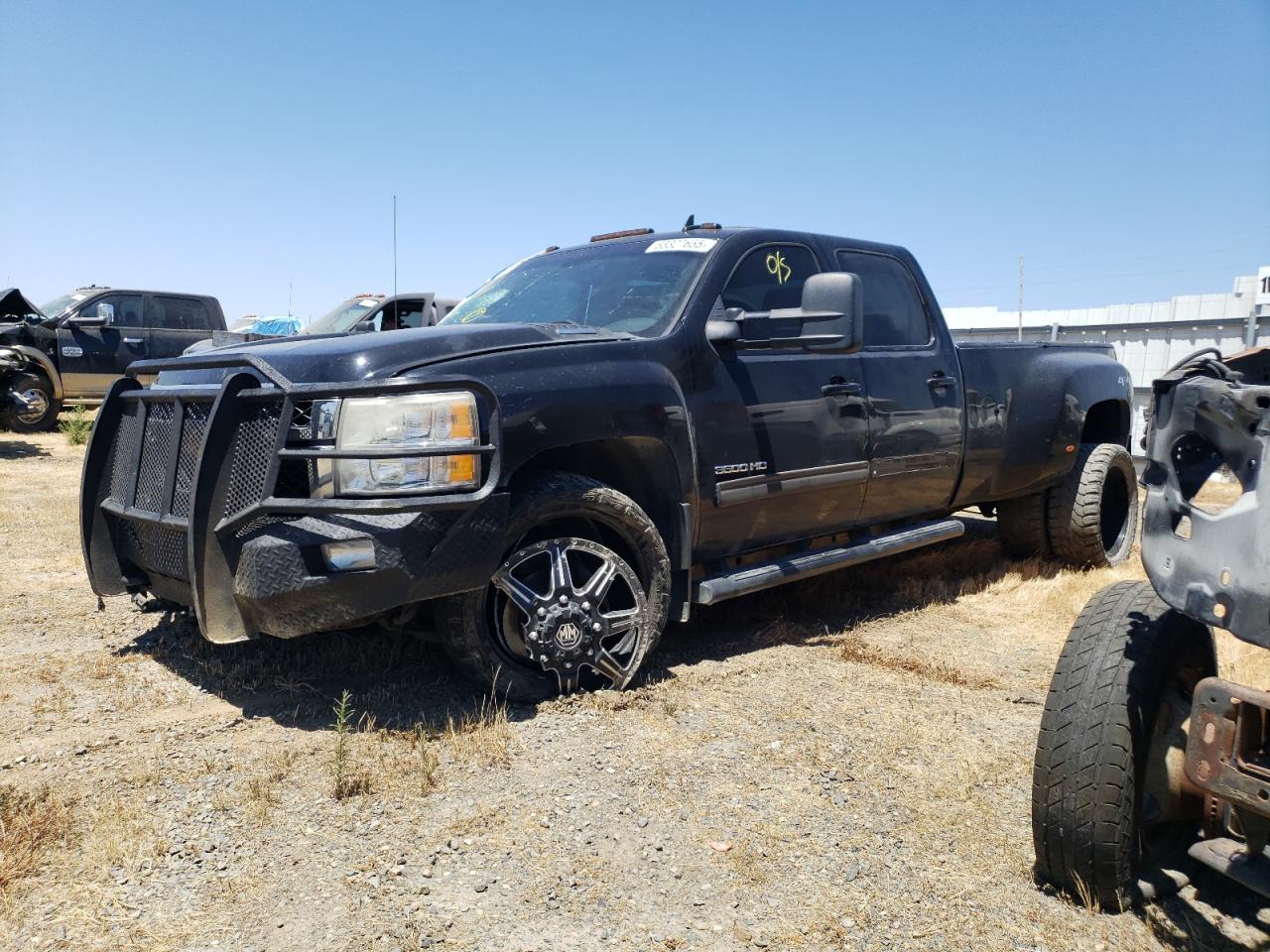 CHEVROLET SILVERADO 2011