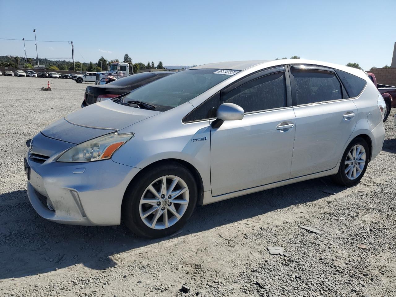 TOYOTA PRIUS V 2014