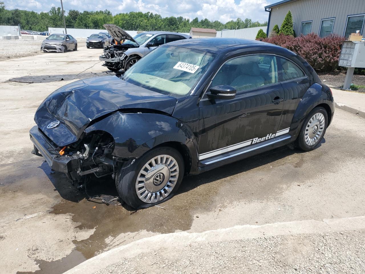 VOLKSWAGEN BEETLE 2014