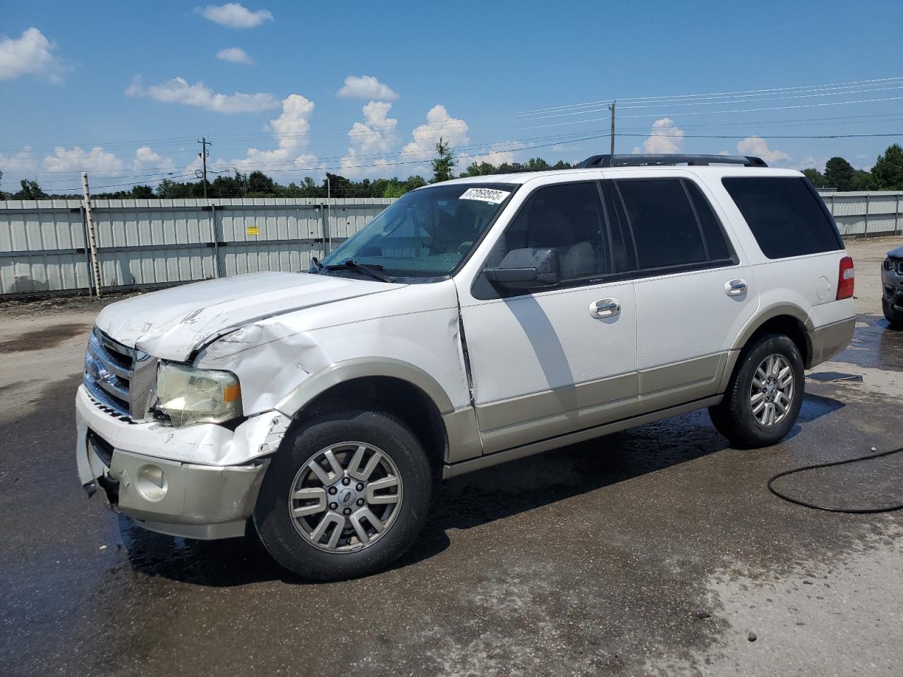 FORD EXPEDITION 2010