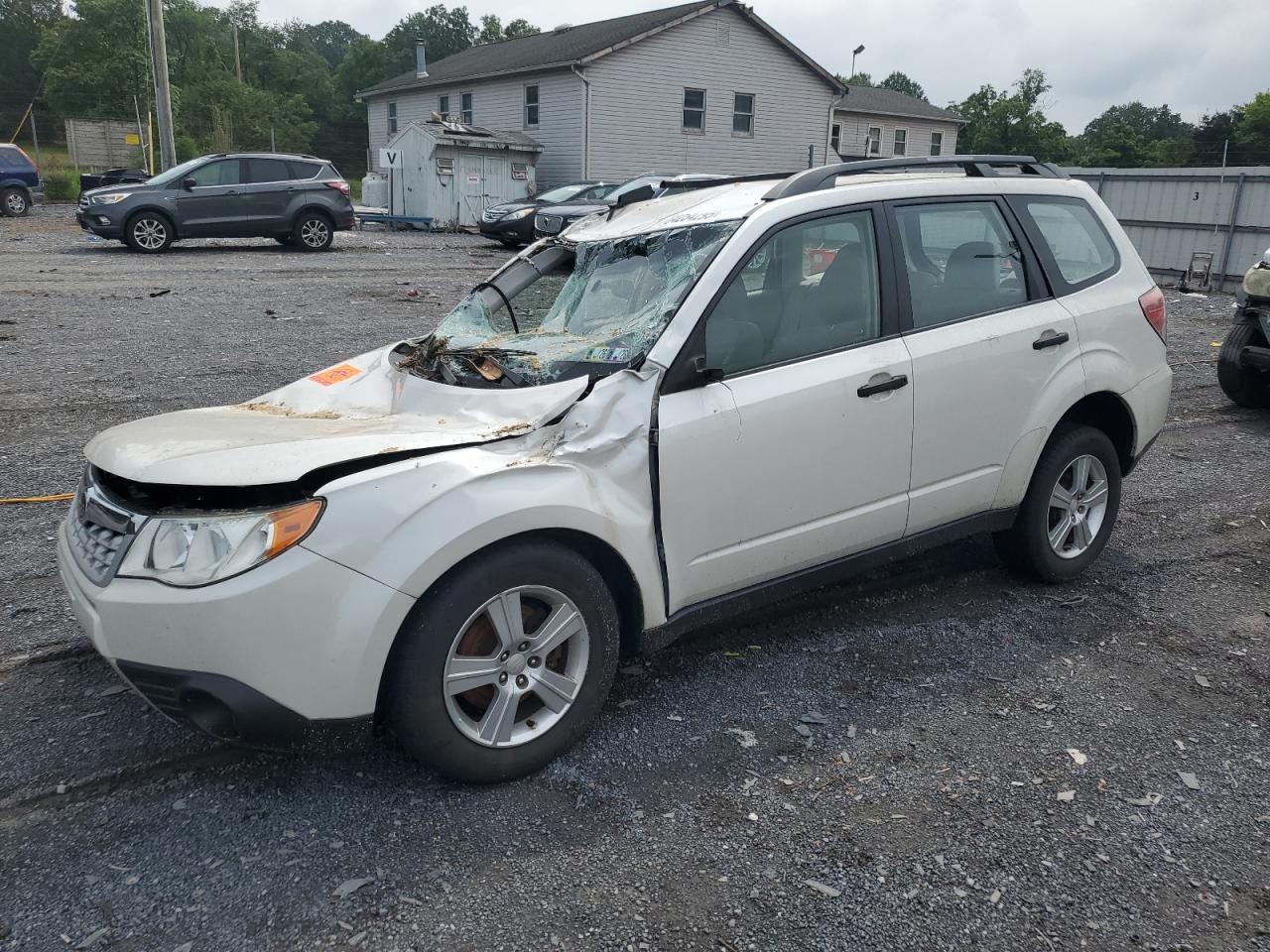 SUBARU FORESTER 2 2011