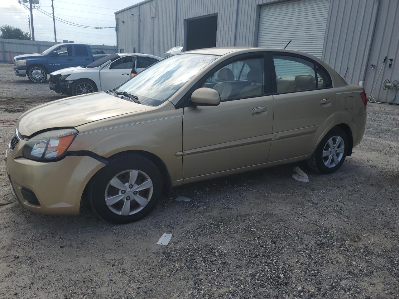 KIA RIO BASE 2011