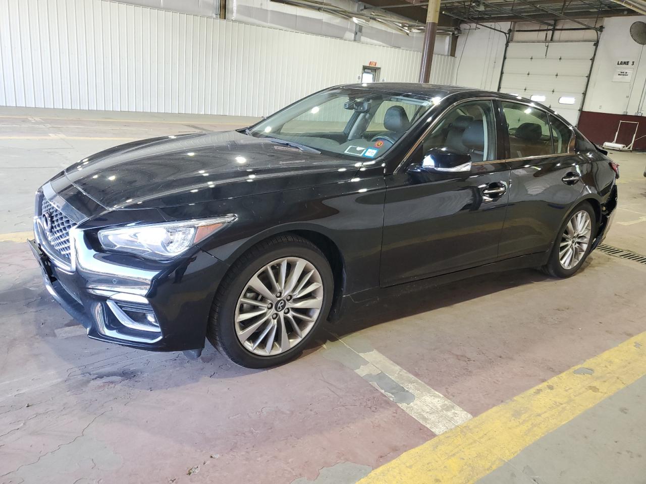 INFINITI Q50 LUXE 2021