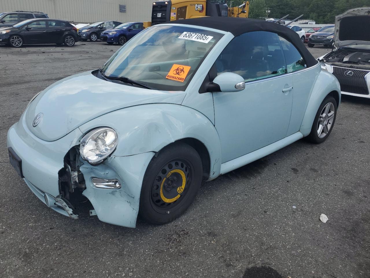 VOLKSWAGEN NEW BEETLE 2004