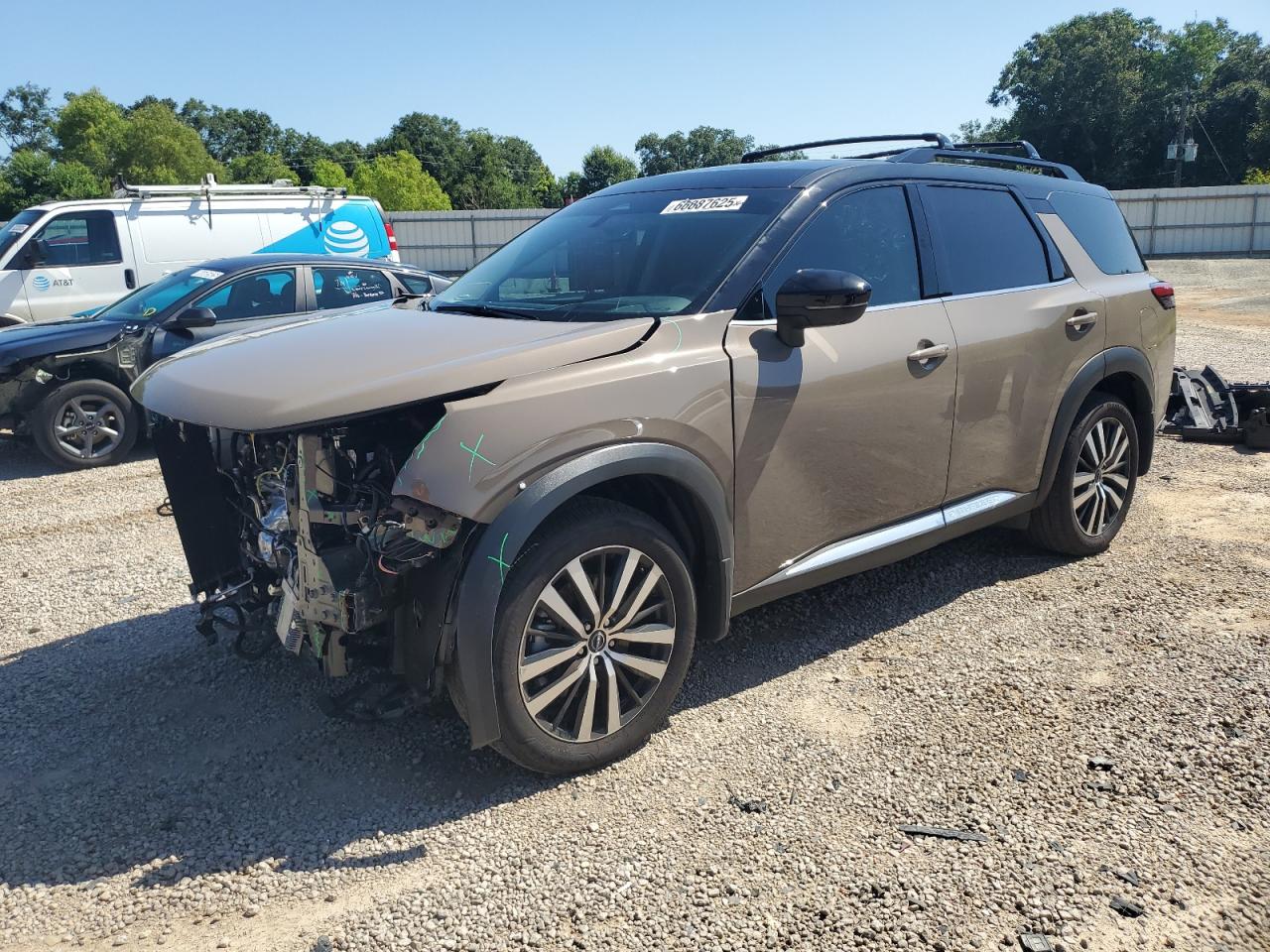 NISSAN PATHFINDER 2024