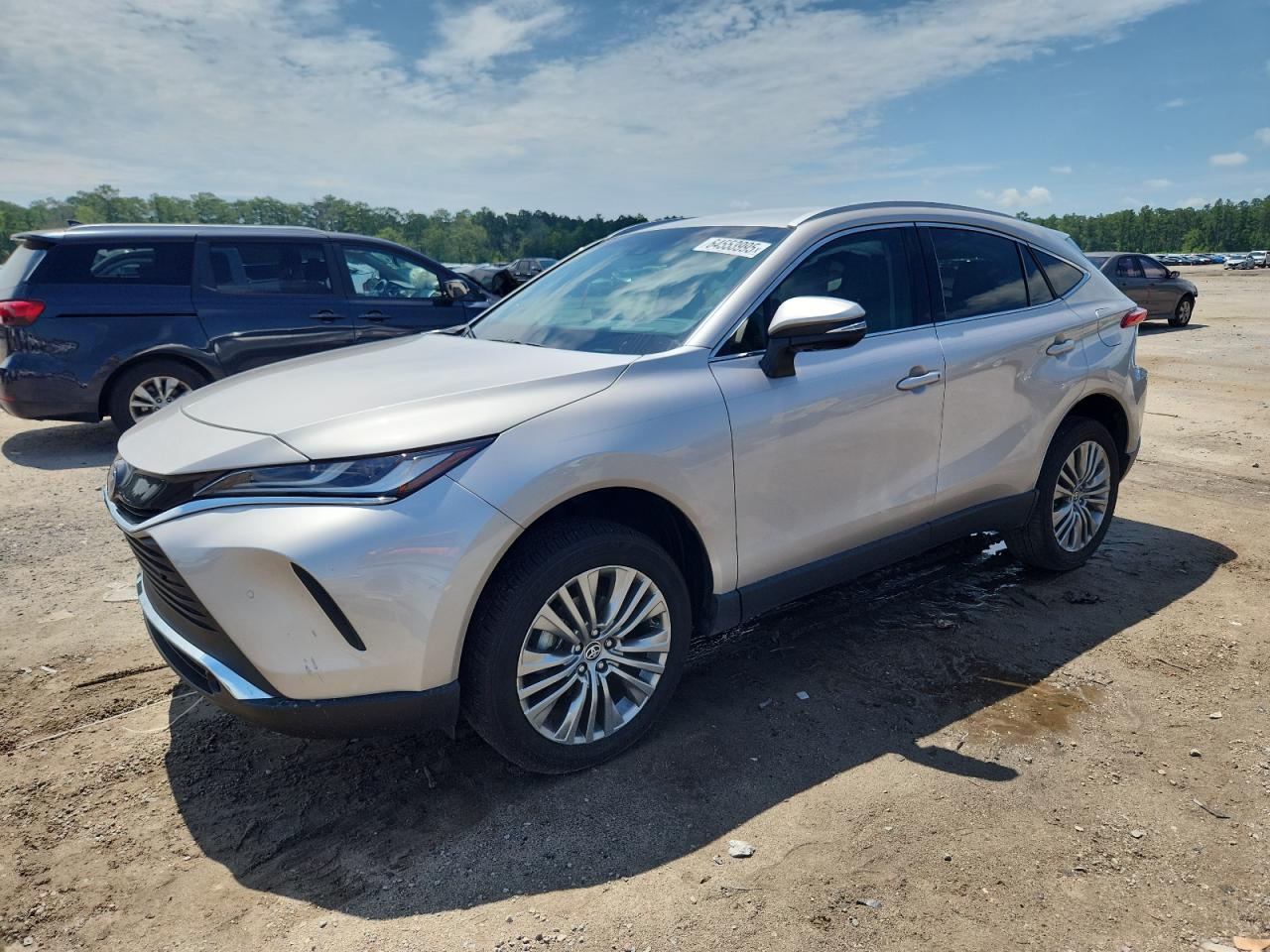 TOYOTA VENZA LE 2024