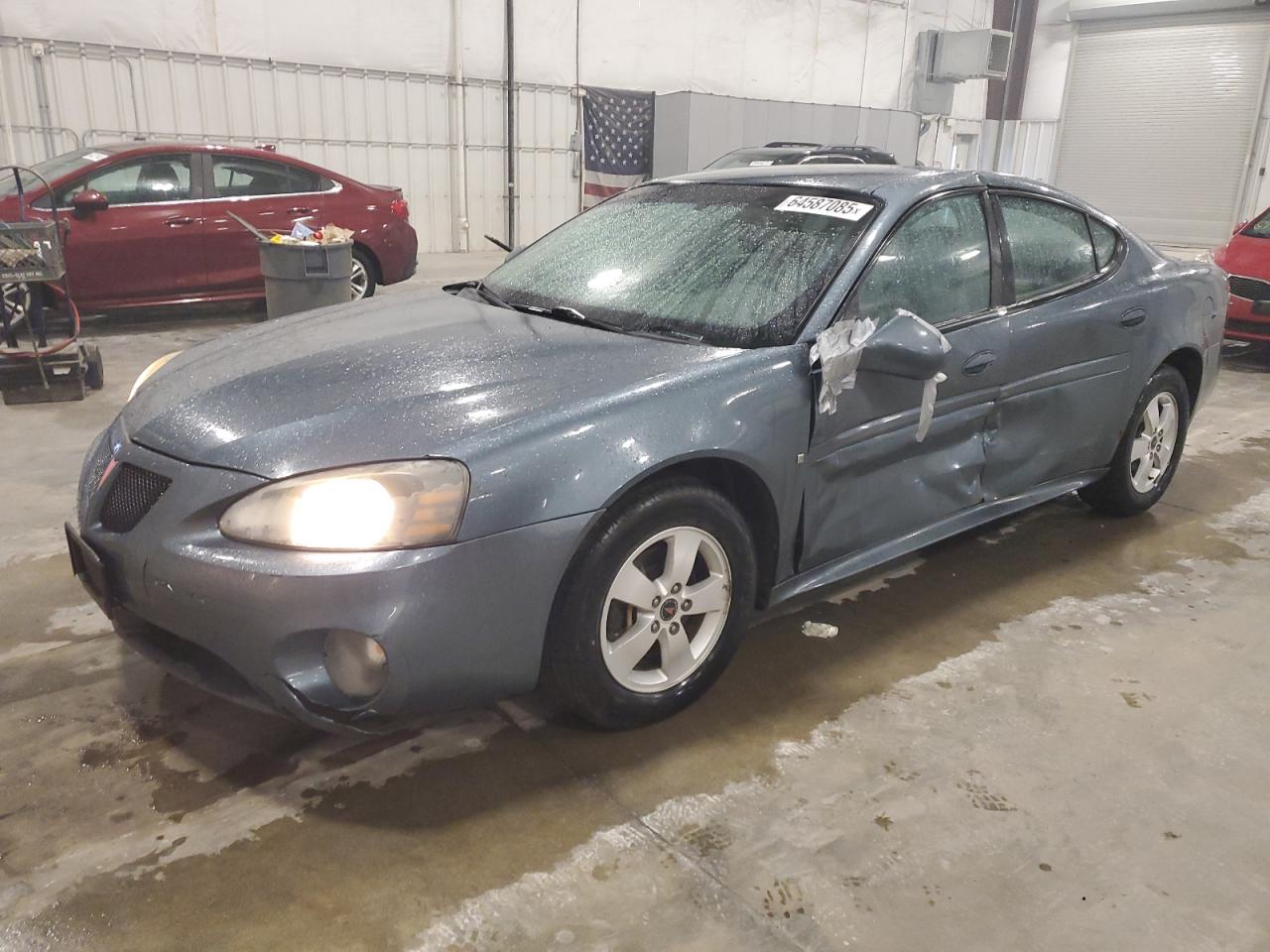PONTIAC GRAND PRIX 2006