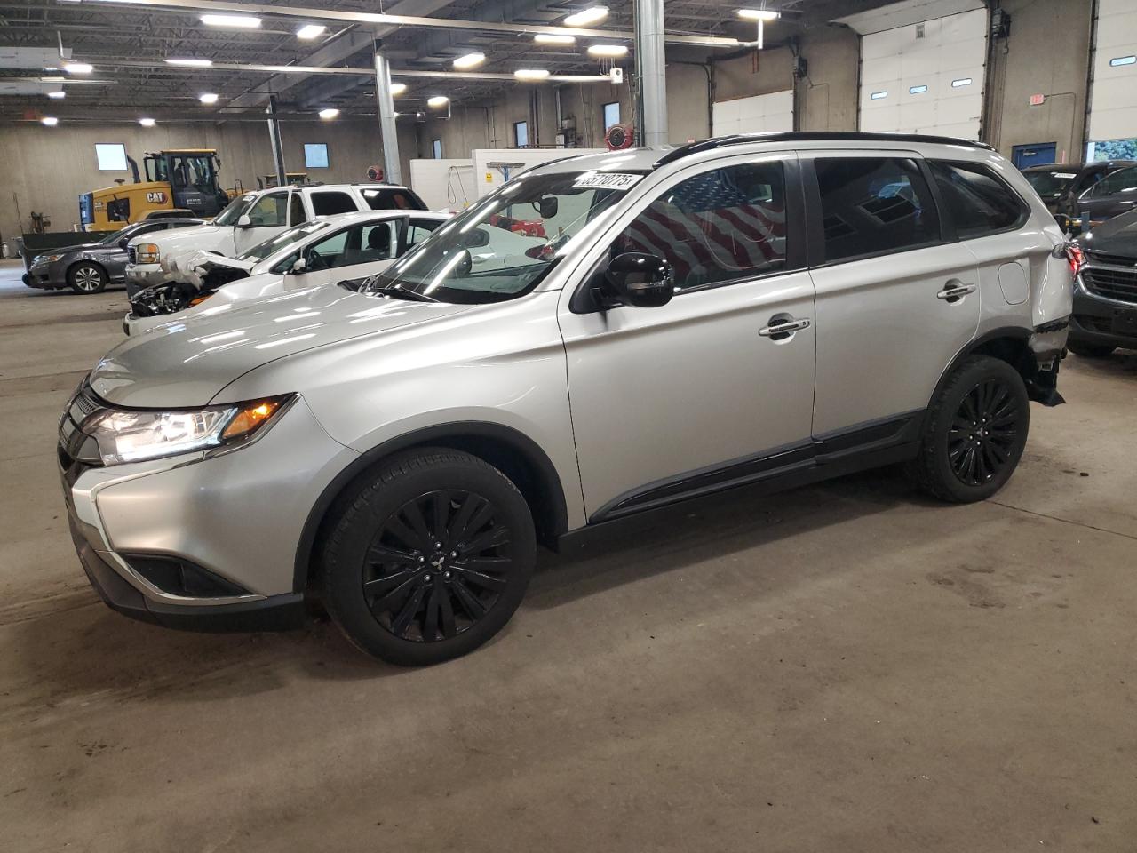 MITSUBISHI OUTLANDER 2020