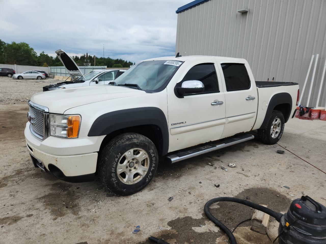 GMC SIERRA K15 2011