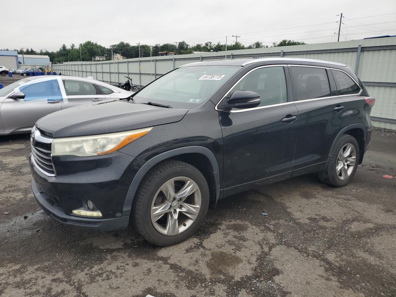 TOYOTA HIGHLANDER 2015