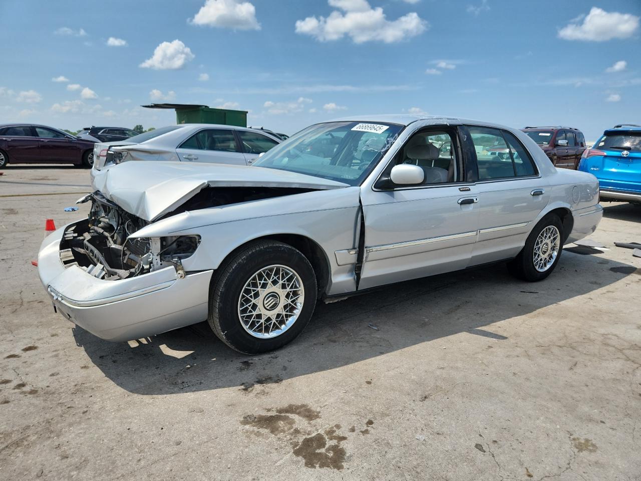 MERCURY GRAND MARQUIS GS 2002