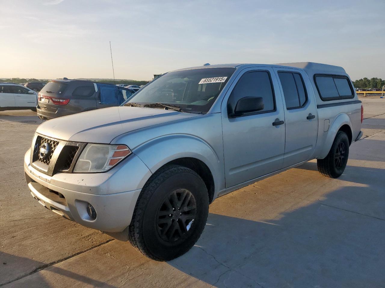 NISSAN FRONTIER SV 2015