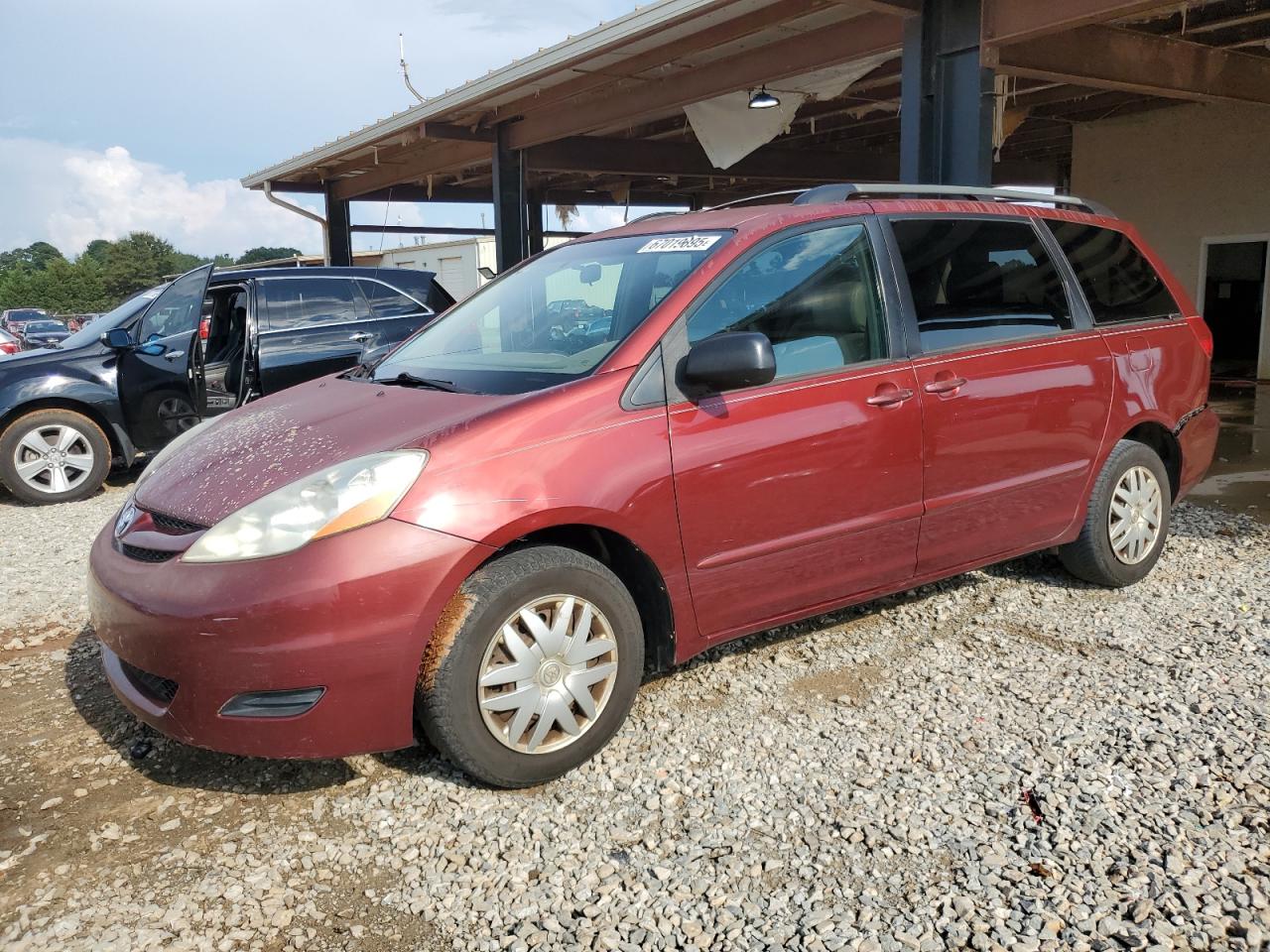 TOYOTA SIENNA CE 2007