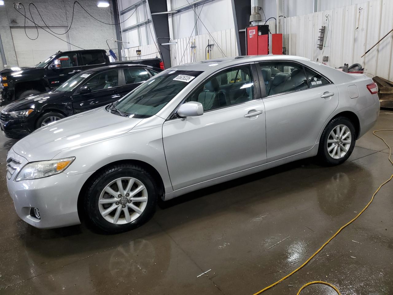 TOYOTA CAMRY BASE 2011