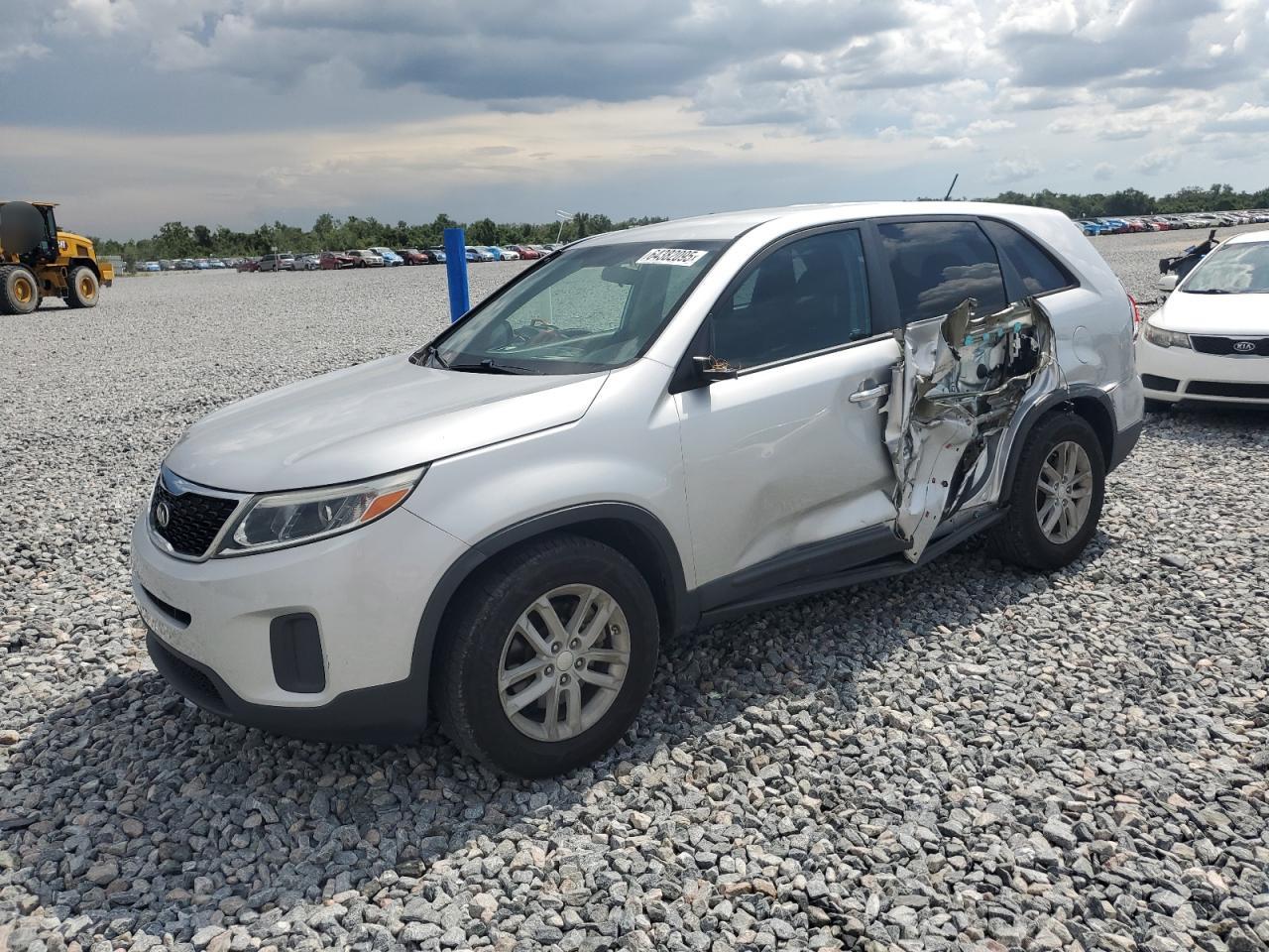 KIA SORENTO LX 2015