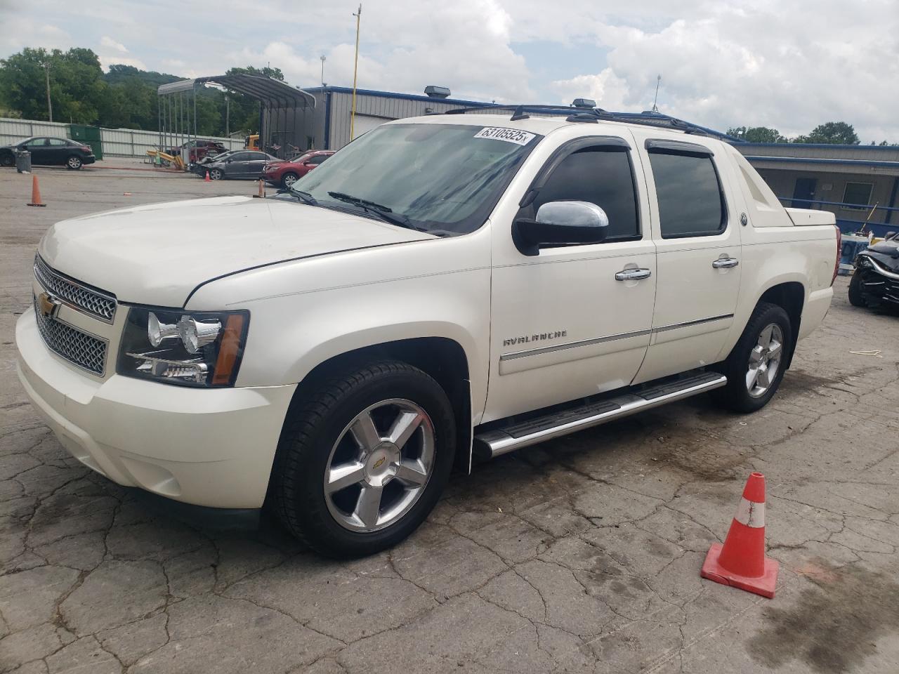 CHEVROLET AVALANCHE 2013