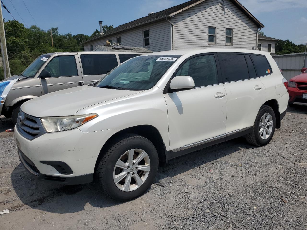 TOYOTA HIGHLANDER 2013