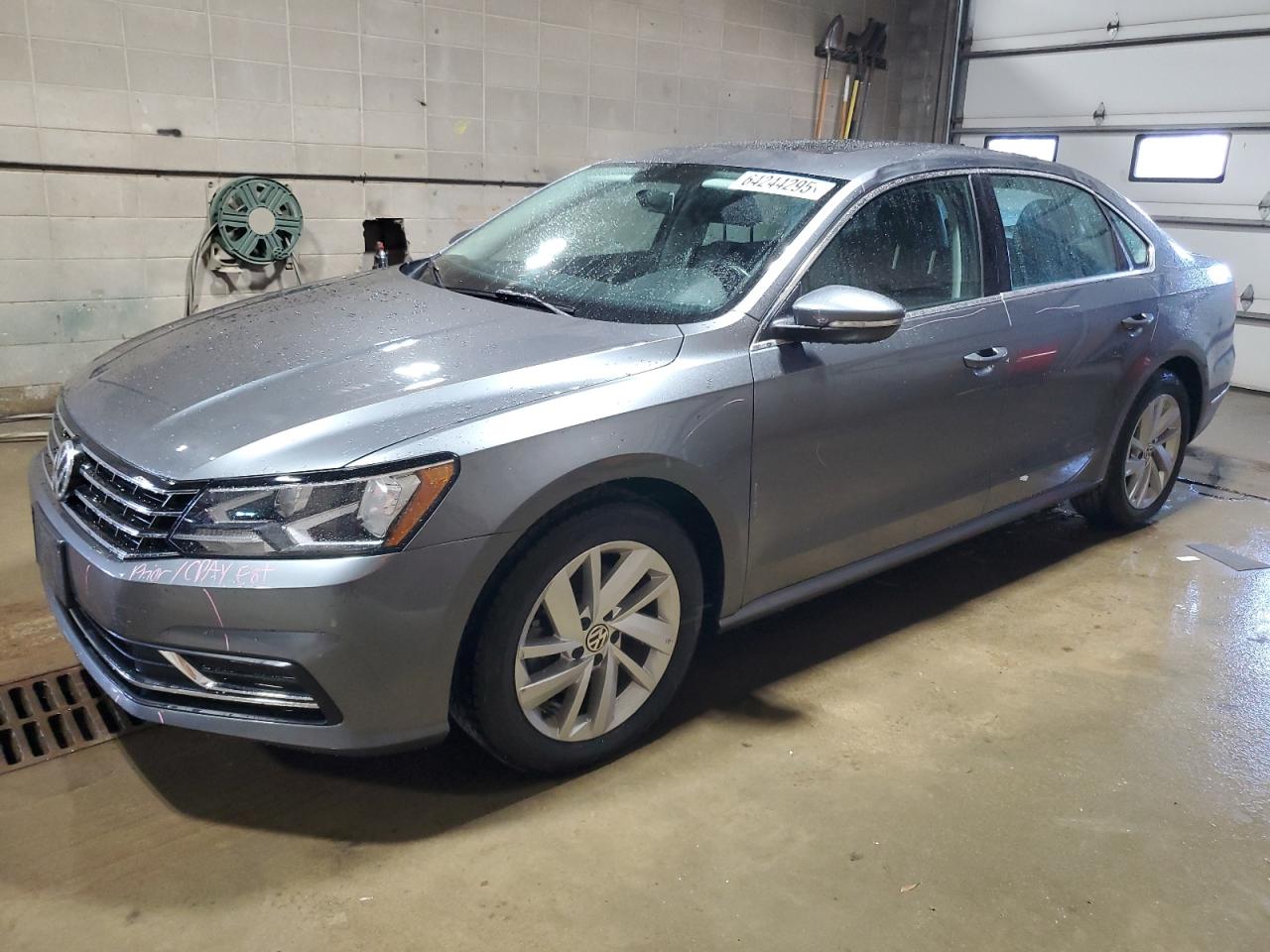 VOLKSWAGEN PASSAT SE 2018