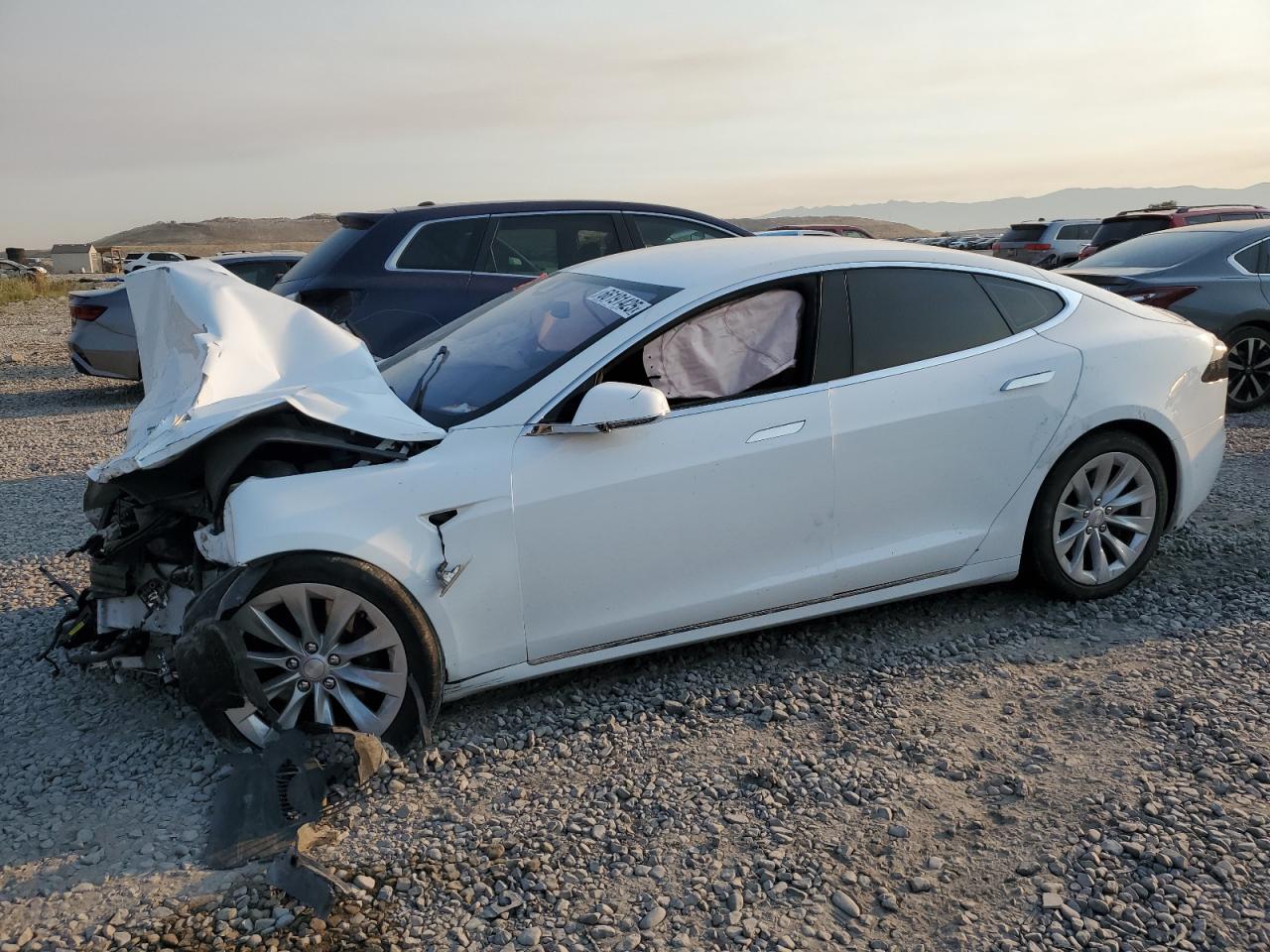 TESLA MODEL S 2016
