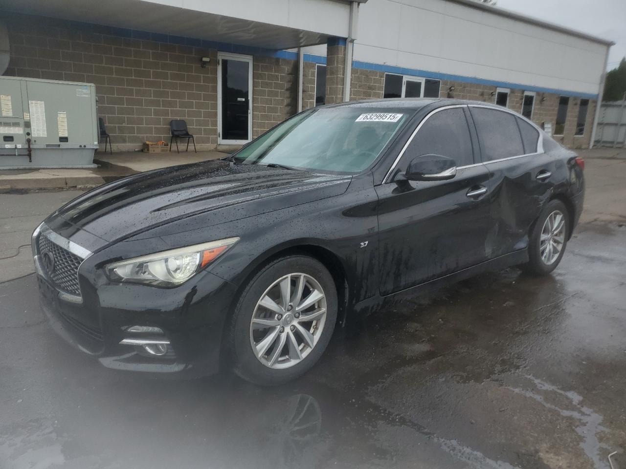 INFINITI Q50 BASE 2015