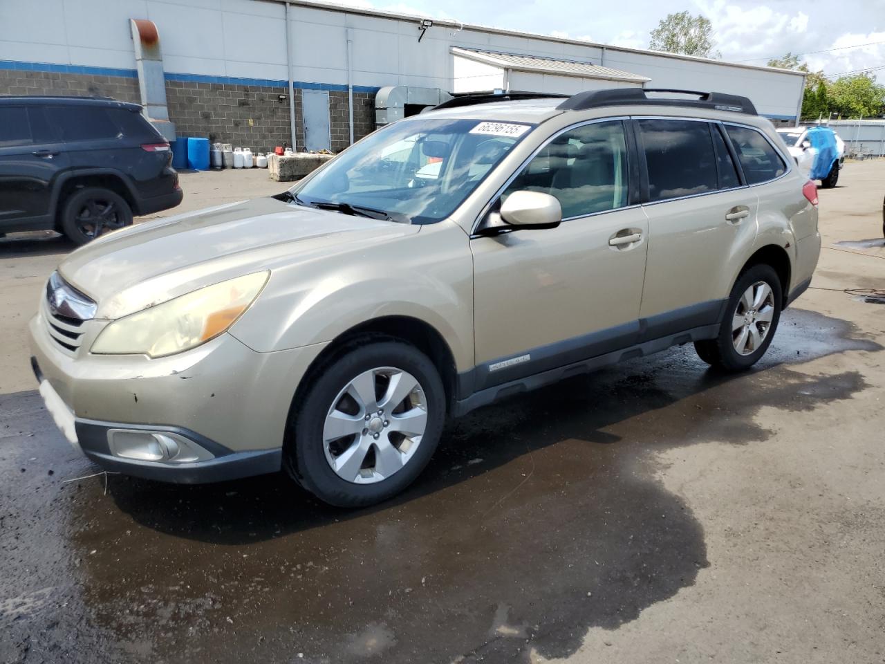 SUBARU OUTBACK 2. 2010