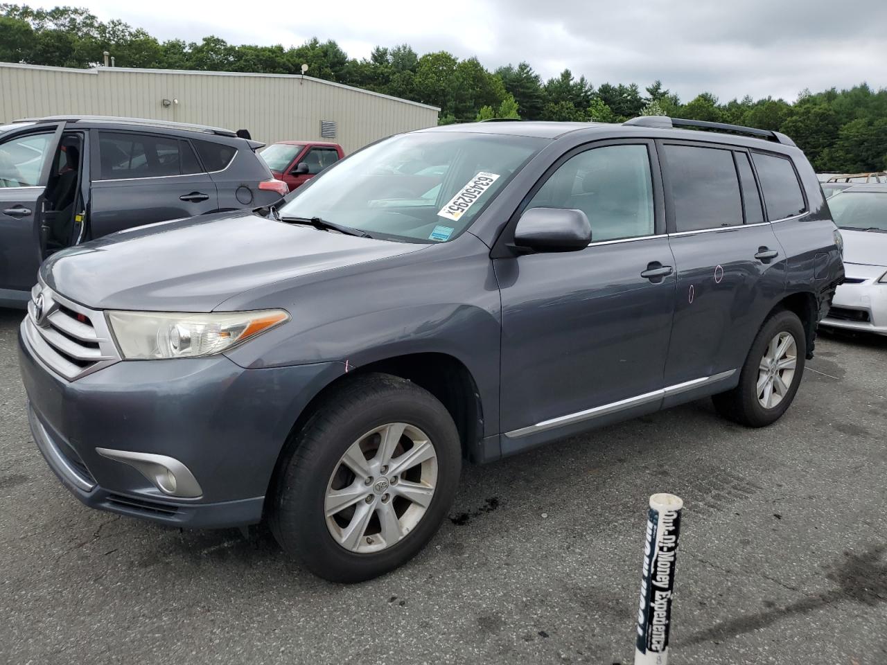 TOYOTA HIGHLANDER 2013