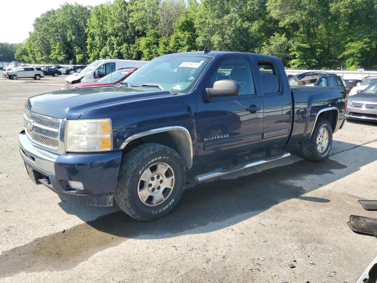 CHEVROLET SILVERADO 2011