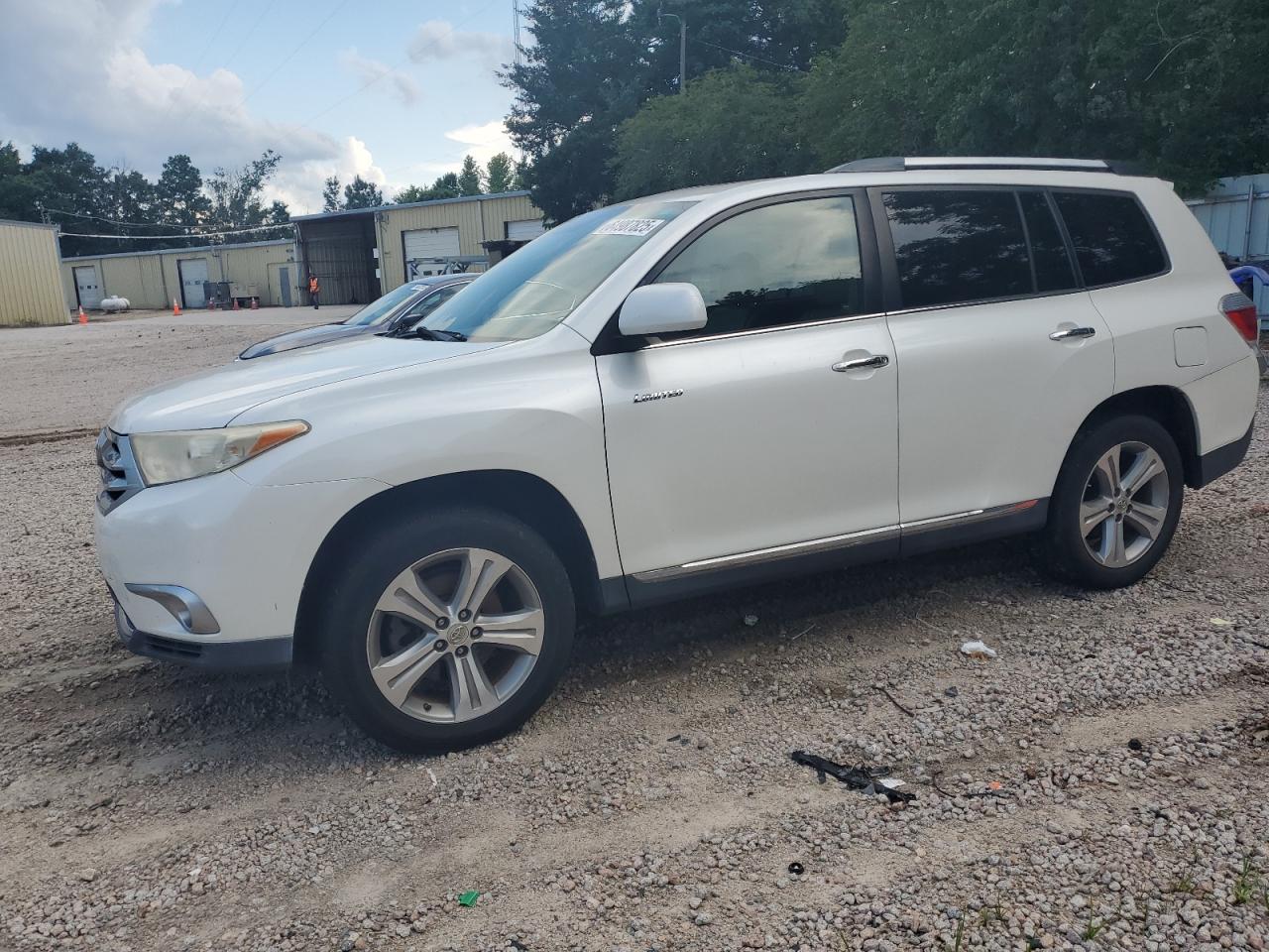 TOYOTA HIGHLANDER 2011