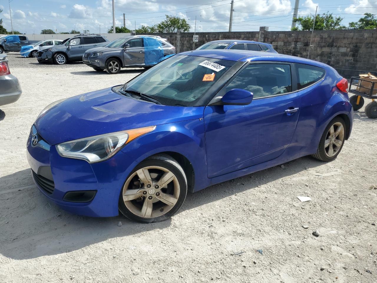 HYUNDAI VELOSTER 2014