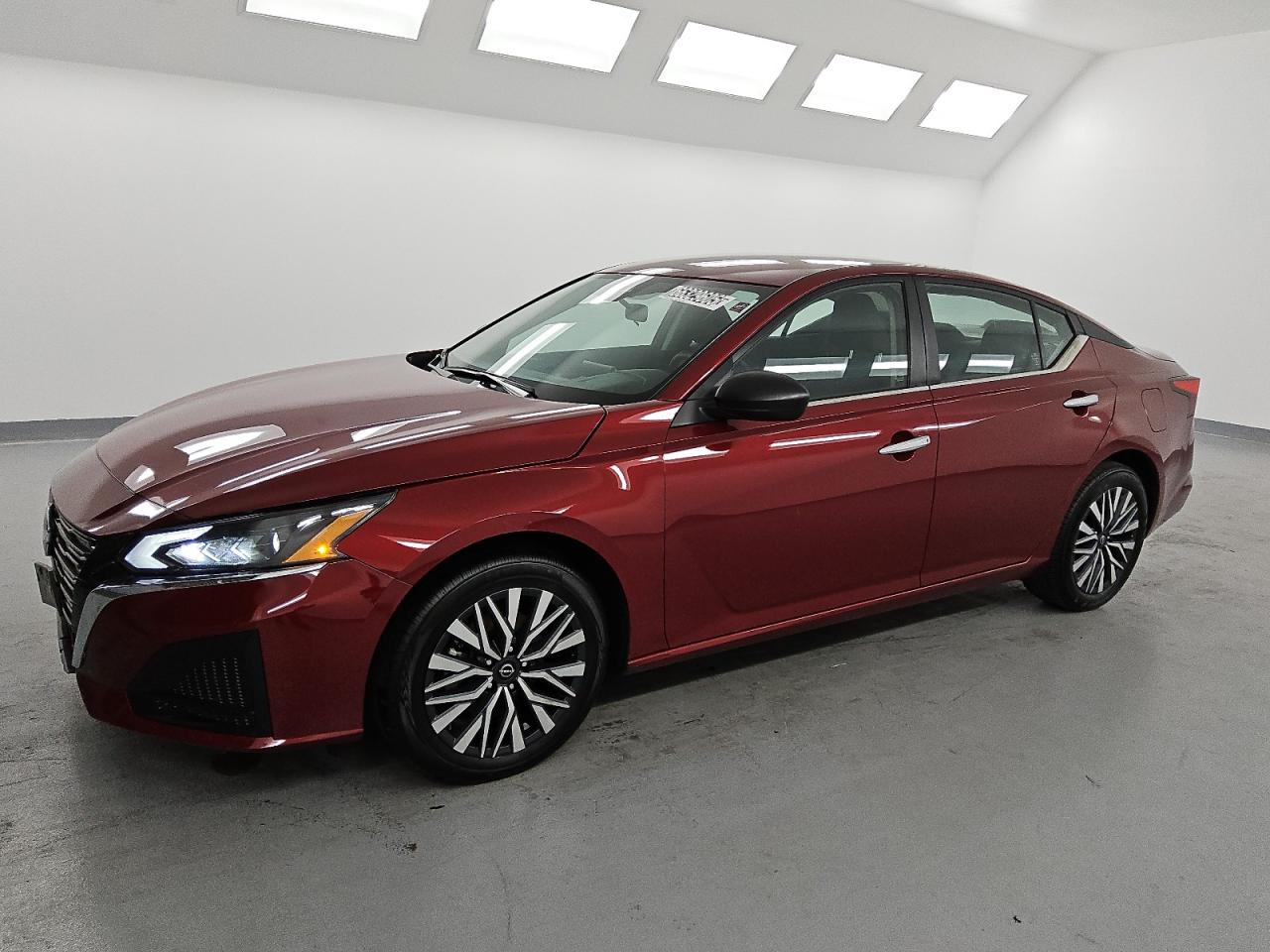 NISSAN ALTIMA SV 2025