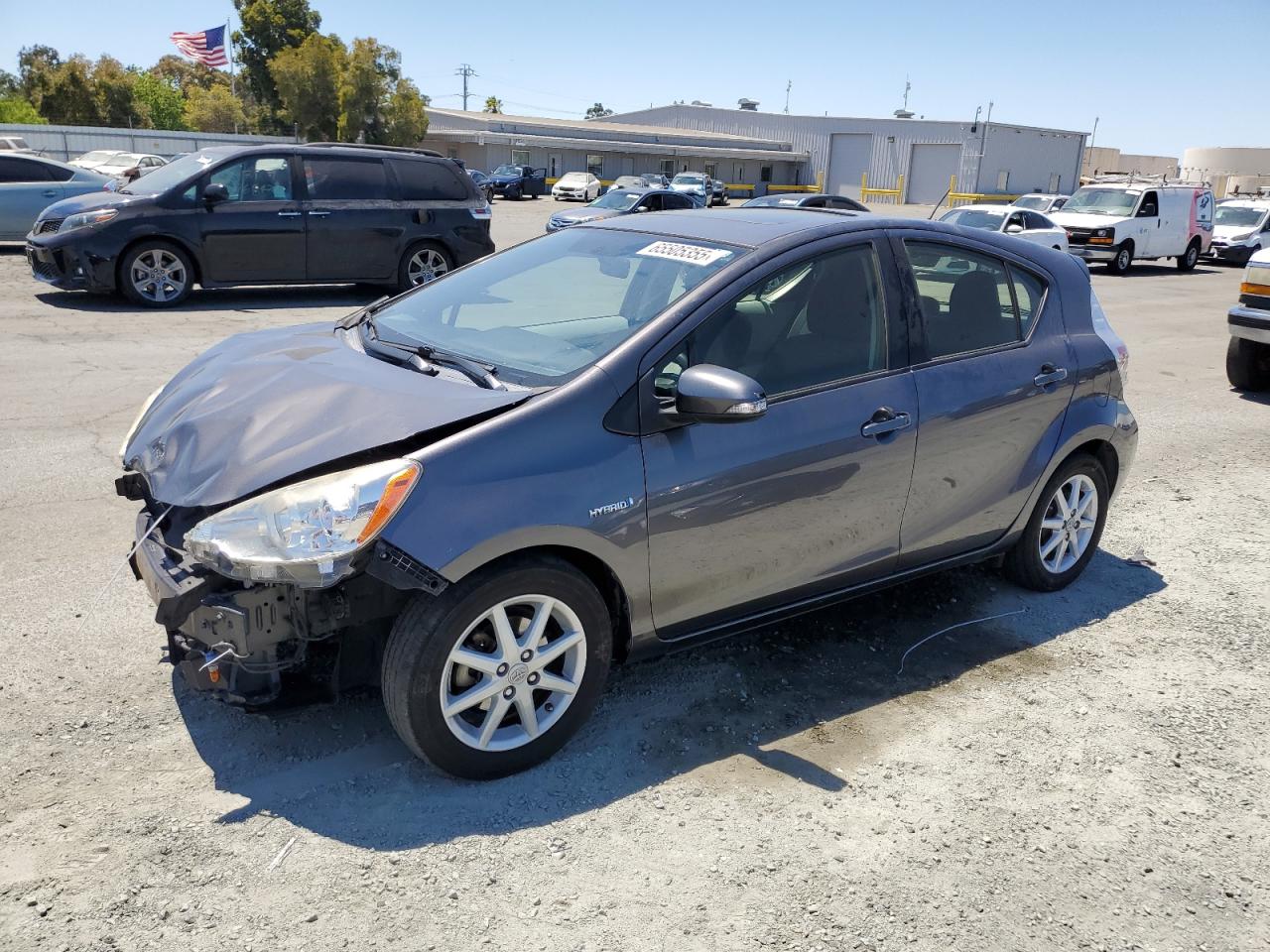 TOYOTA PRIUS C 2014